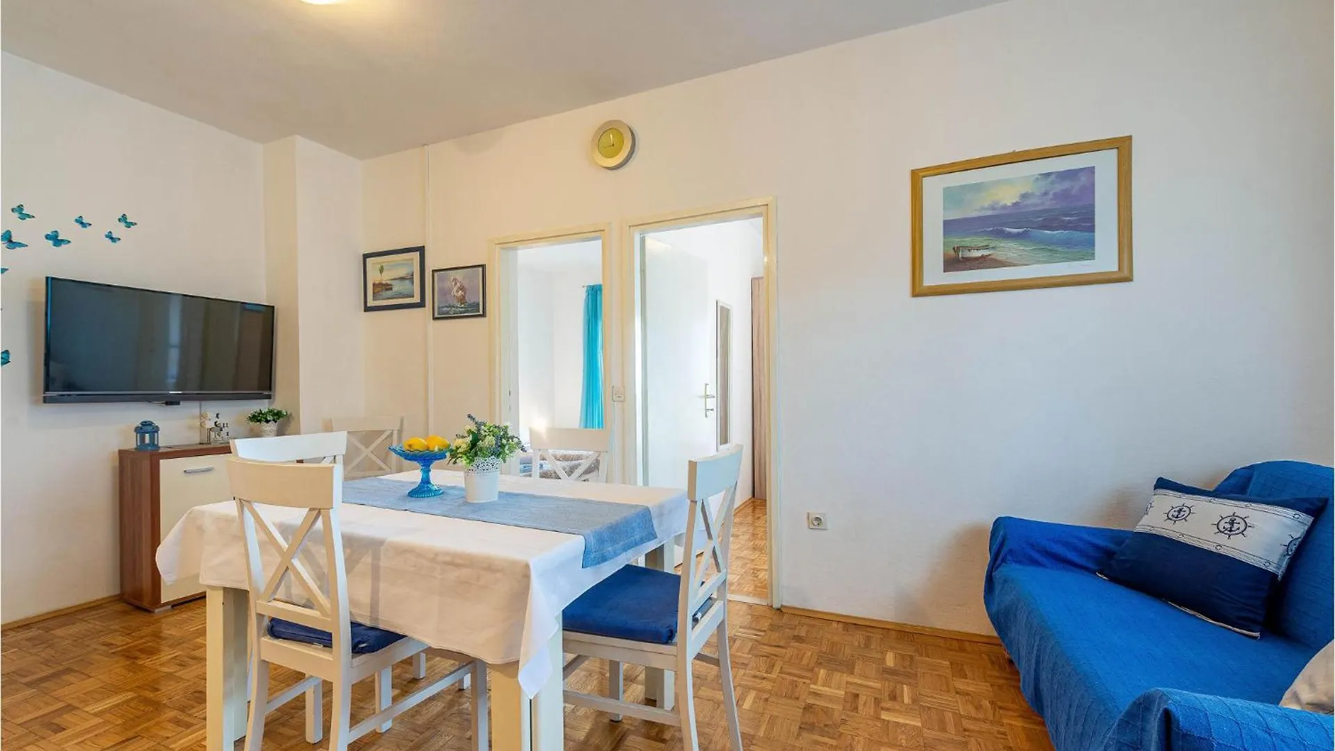 Awesome Apartment In Kozino With Kitchen